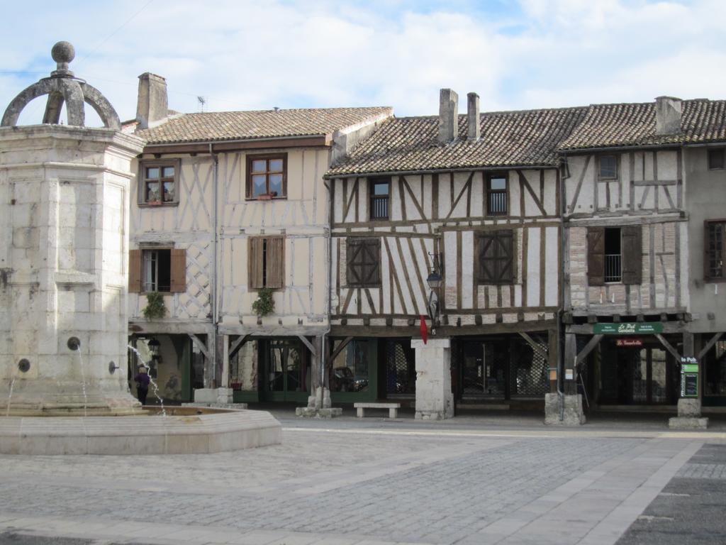 Le Taruquet Apartment Eymet Exterior photo